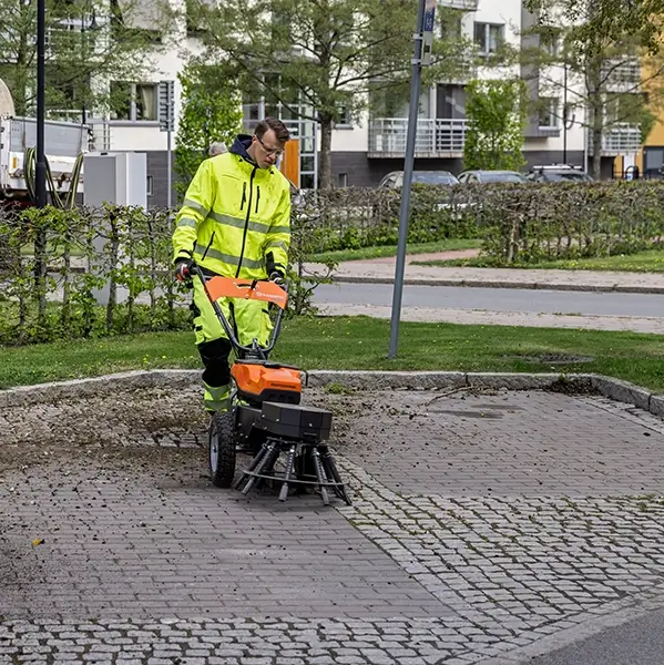 Husqvarna WB 560i Ukrudtsbørste_4