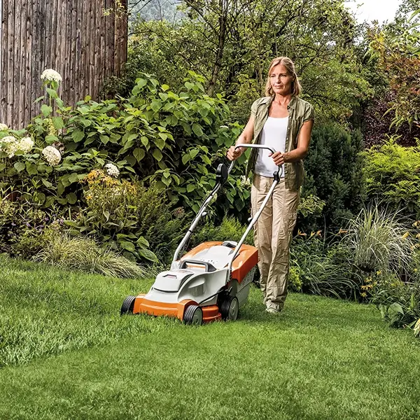 STIHL RMA 235 Plæneklipper_3