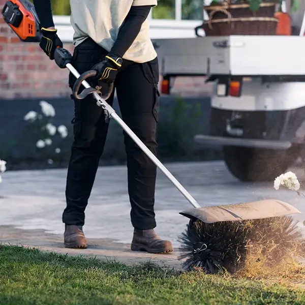 Husqvarna BR600 Kost_2